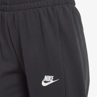 Nike Sportswear Club 