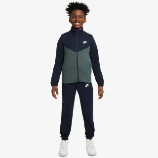 Nike Sportswear Club 