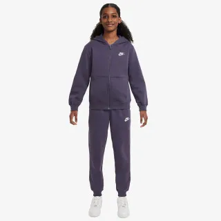 Nike Sportswear Club 