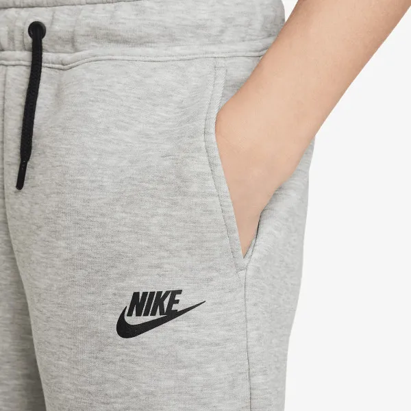 Nike Tech Fleece 