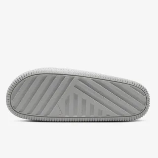 Nike Calm 