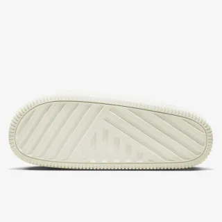 Nike Calm 