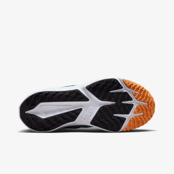 NIKE TENISICE NIKE STAR RUNNER 4 NN SE GS 