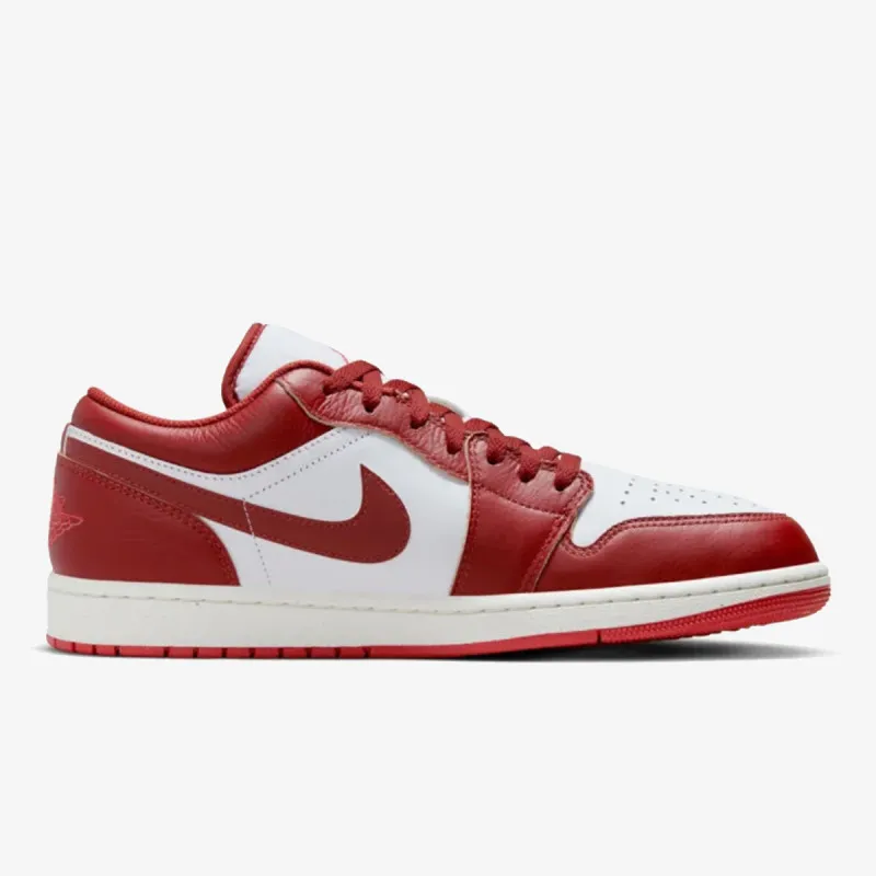 Nike AIR JORDAN 1 LOW SE 