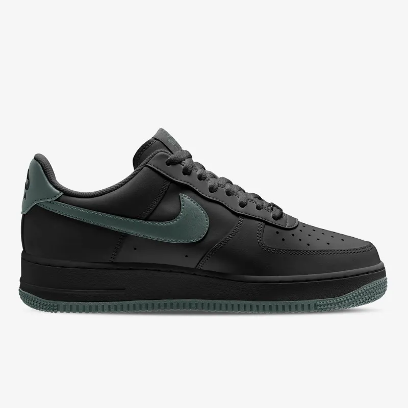Nike Air Force 1 '07 