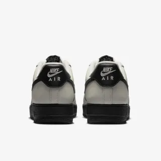 Nike AIR FORCE 1 '07 