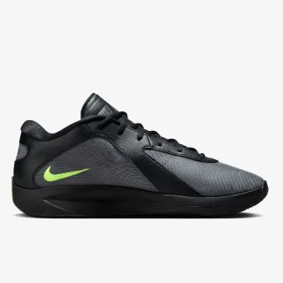 Nike Giannis Freak 6 