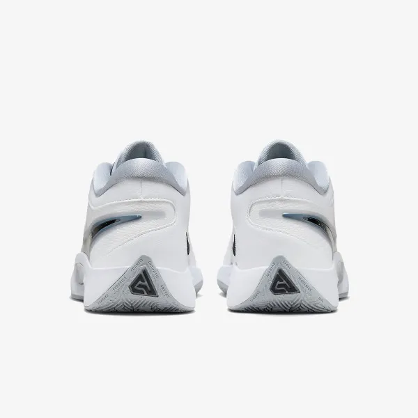 Nike Giannis Freak 6 