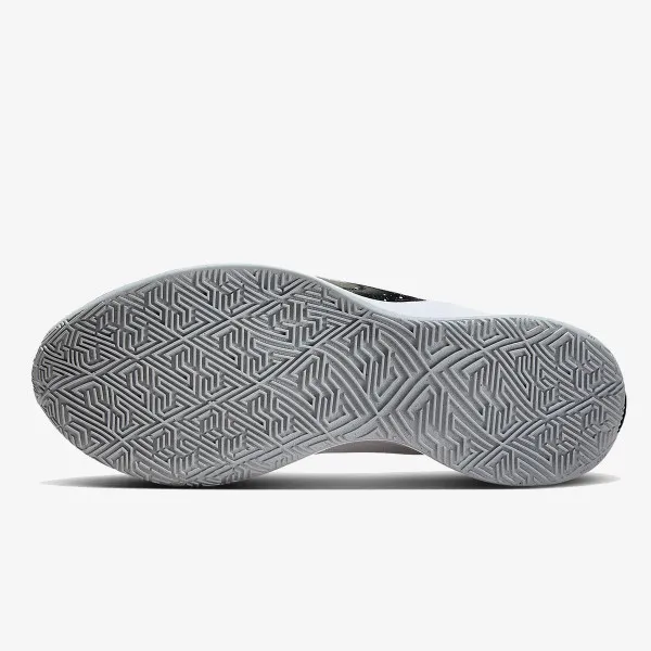 Nike Giannis Freak 6 
