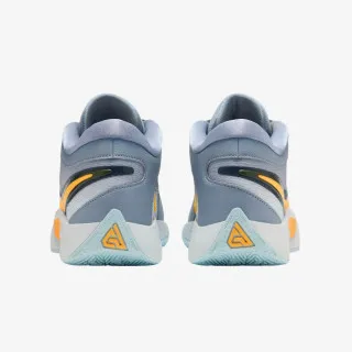 Nike Giannis Freak 6 
