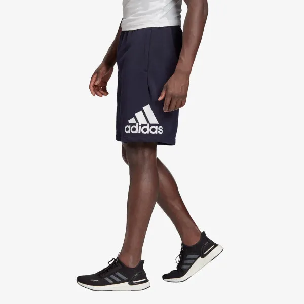 adidas LOUNGEWEAR MUST HAVES BADGE OF SPORT 