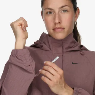 Nike Division Repel 