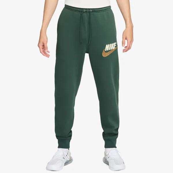 Nike Club 