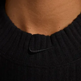 Nike Sportswear Chill Knit 
