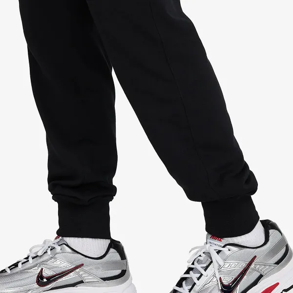 Nike Club 