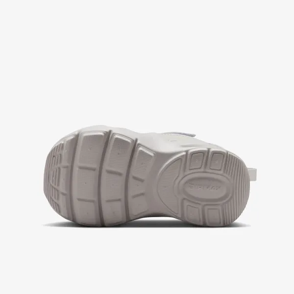 Nike NIKE AIR MAX NOVA BT 