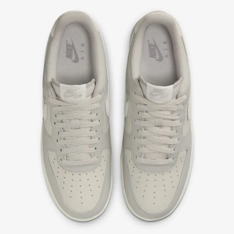 Nike AIR FORCE 1 '07 LV8 