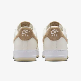 Nike AIR FORCE 1 '07 LV8 