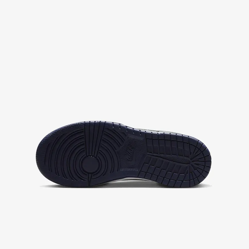 Nike DUNK LOW BP BTS 