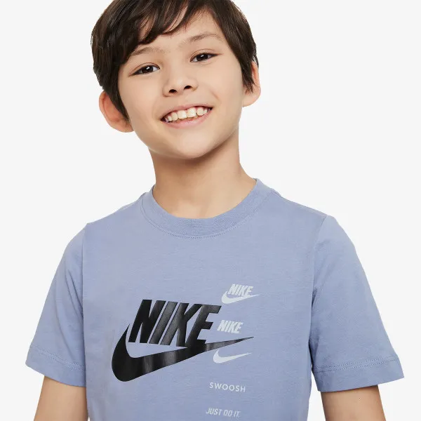 Nike T-shirt Sportswear Standard Issue 