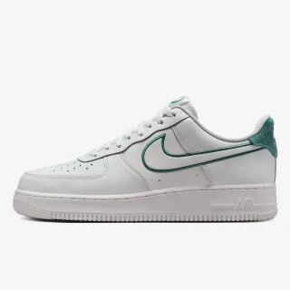 Nike Air Force 1 '07 LV8 
