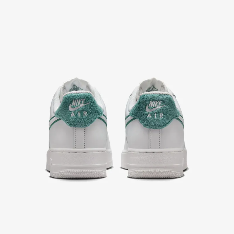 Nike Air Force 1 '07 LV8 