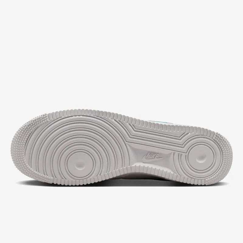 Nike Air Force 1 '07 LV8 