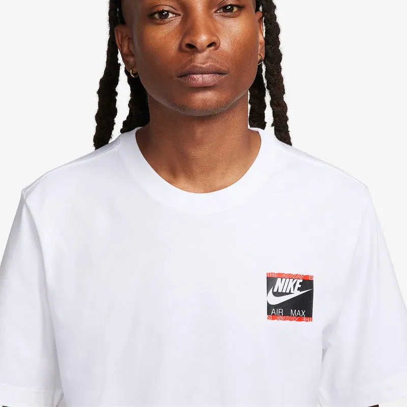 Nike Sportswear 