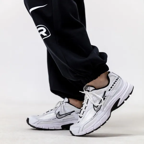 Nike Tenisice Initiator 