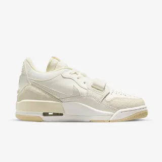 Nike WMNS AIR JORDAN LEGACY 312 LOW 