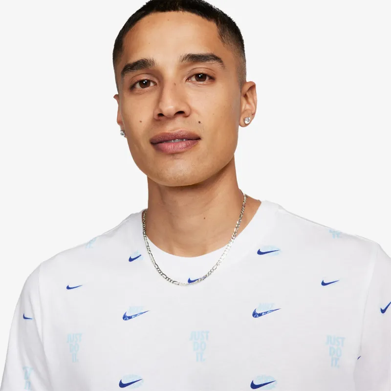 Nike Sportswear 