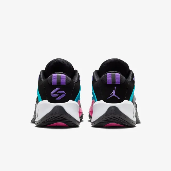Nike Luka 3 