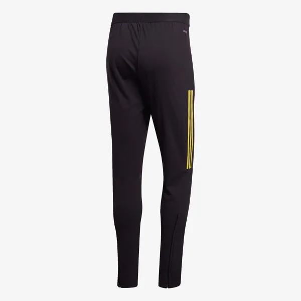 adidas MANCHESTER UNITED ULTIMATE 