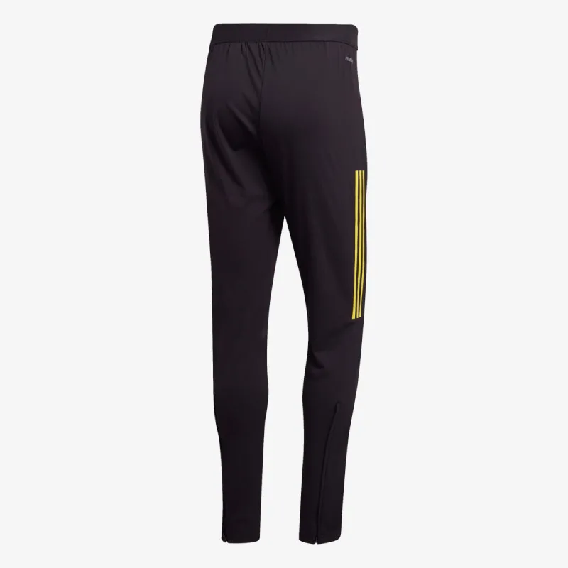 adidas MANCHESTER UNITED ULTIMATE 