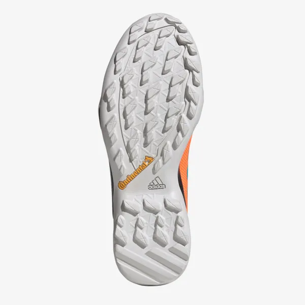 adidas TERREX AX3 