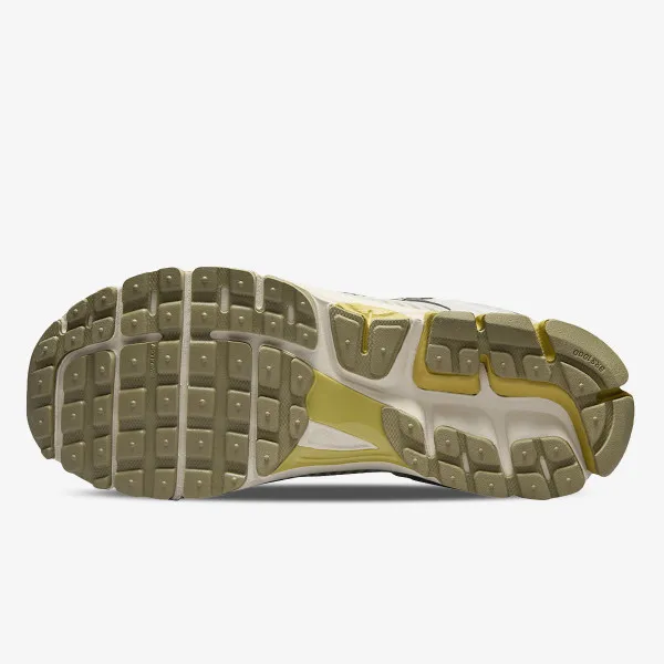 Nike ZOOM VOMERO 5 NBHD