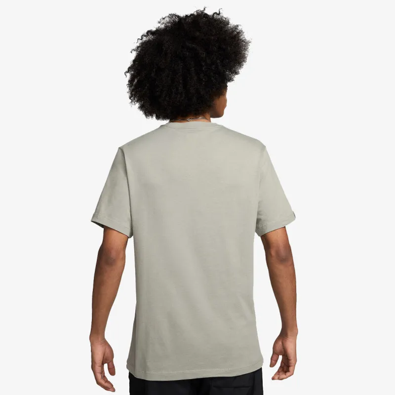 Nike Sportswear 