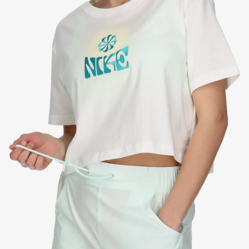 Nike Sportswear 