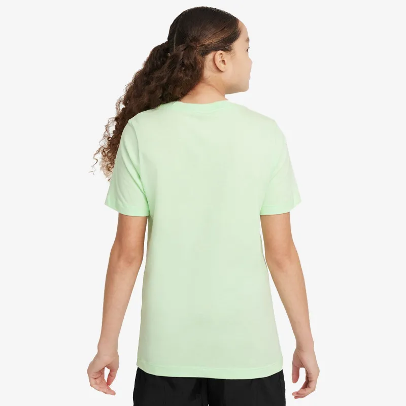 Nike Sportswear 