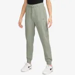 Nike Sportswear Club 