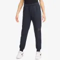 Nike Sportswear Club 