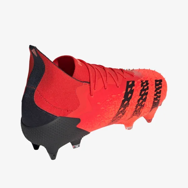 adidas PREDATOR FREAK .1 SG 