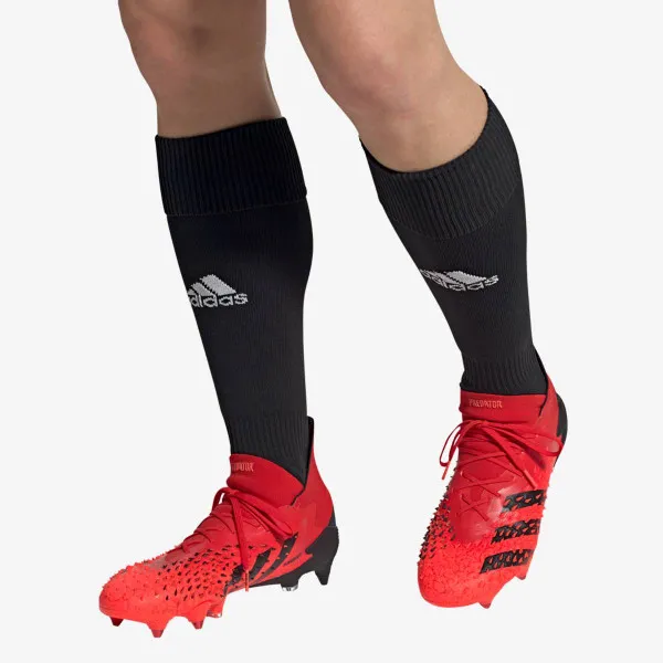 adidas PREDATOR FREAK .1 SG 