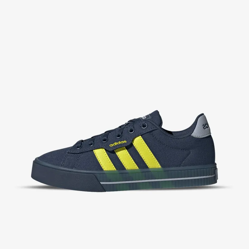 adidas DAILY 3.0 K