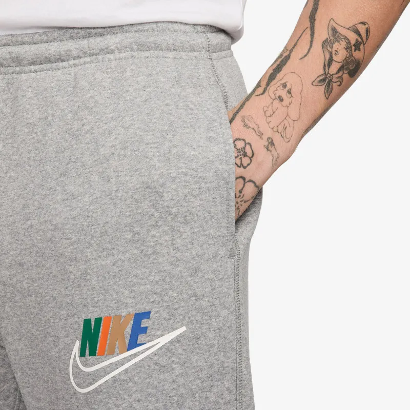 Nike Club 