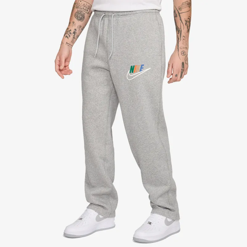 Nike Club 