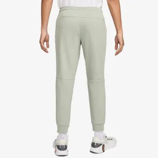 Nike Primary 