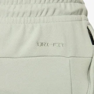 Nike Primary 