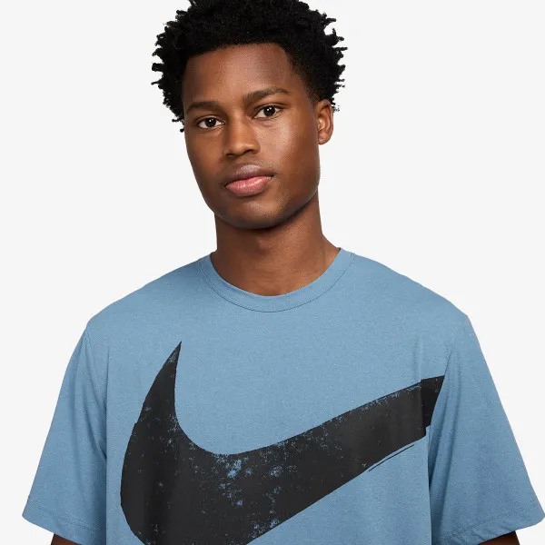 Nike Hyverse Swoosh 
