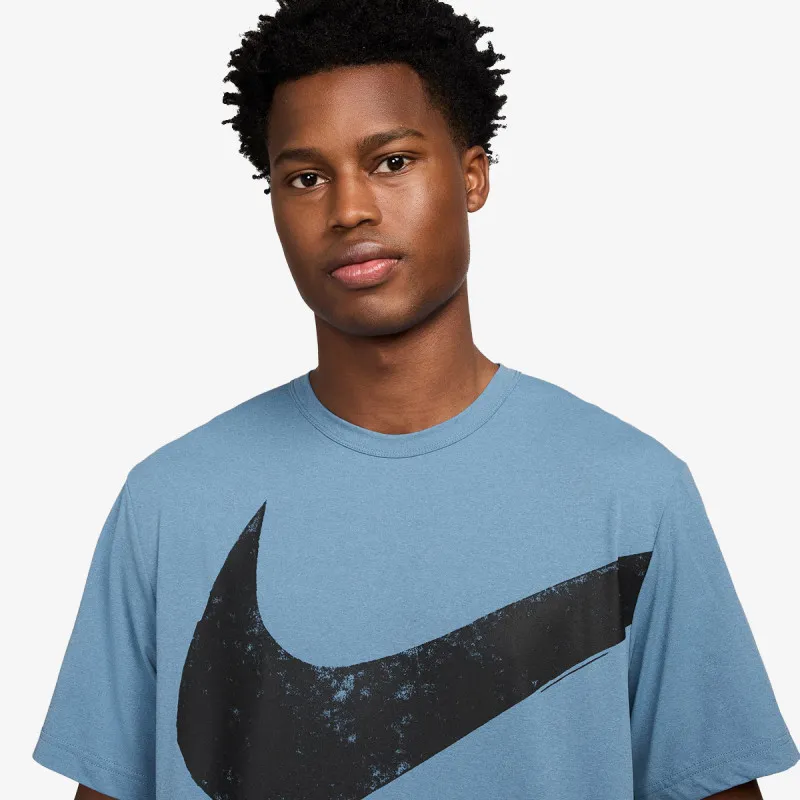 Nike Hyverse Swoosh 